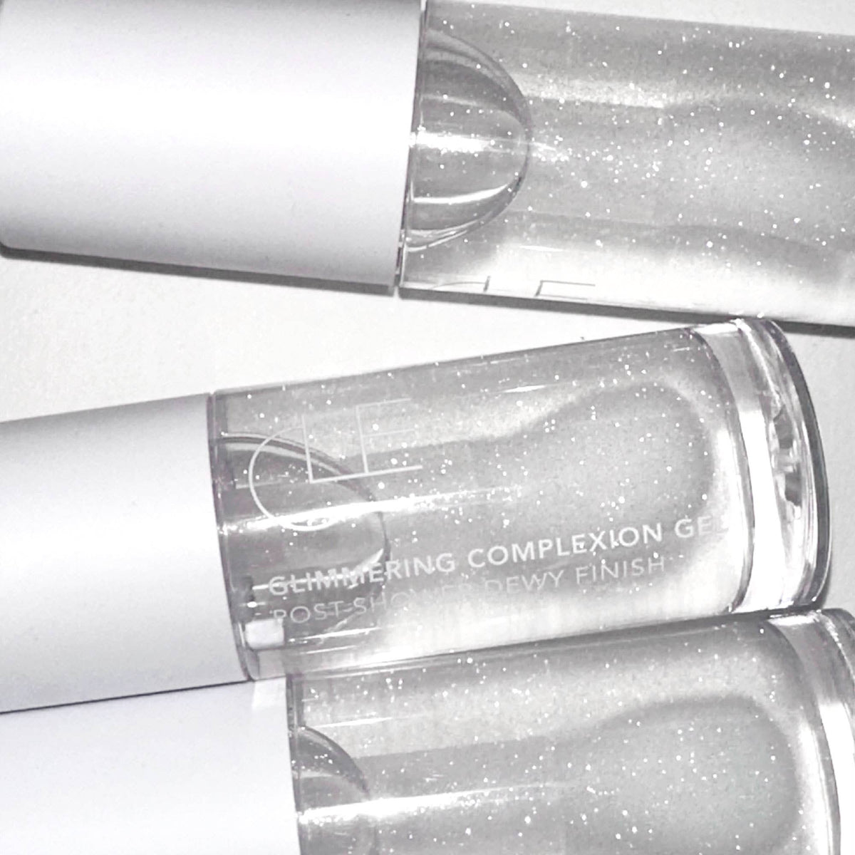 The “No-Makeup” Glow Everyone Thinks Is Just Good Skin