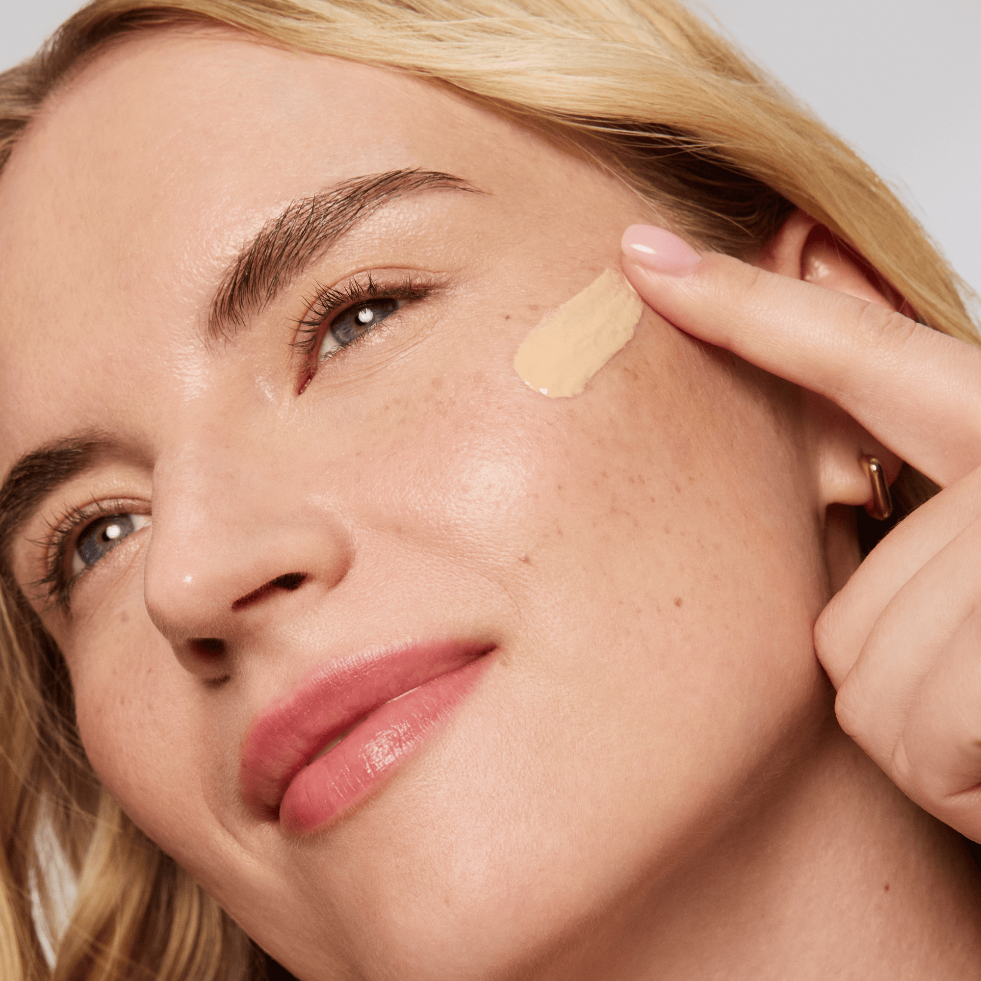 YOUARESUNSHINE® Tinted Mineral Sunscreen SPF | Protect, Calm + Blur
