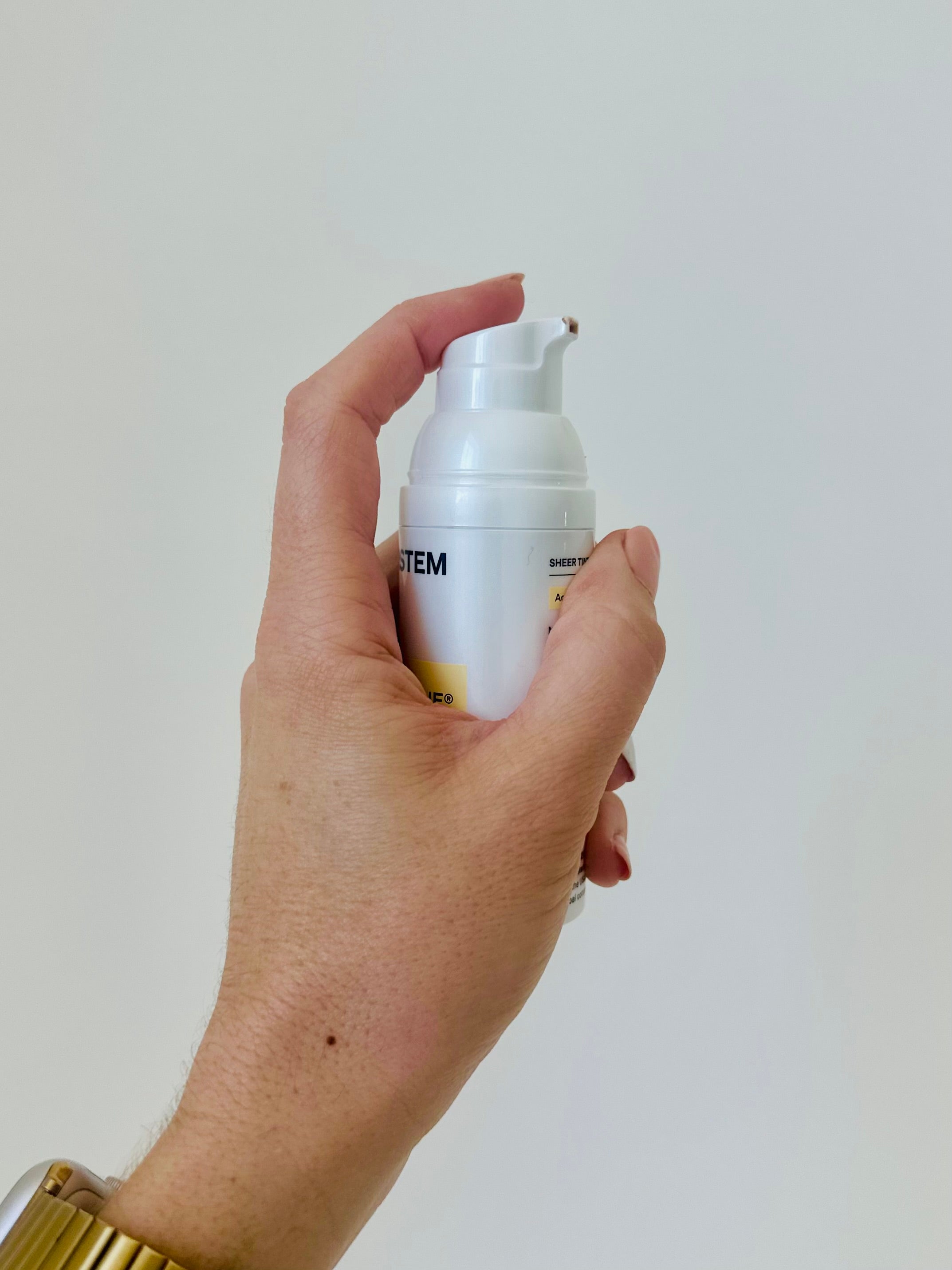 YOUARESUNSHINE® Tinted Mineral Sunscreen SPF | Protect, Calm + Blur