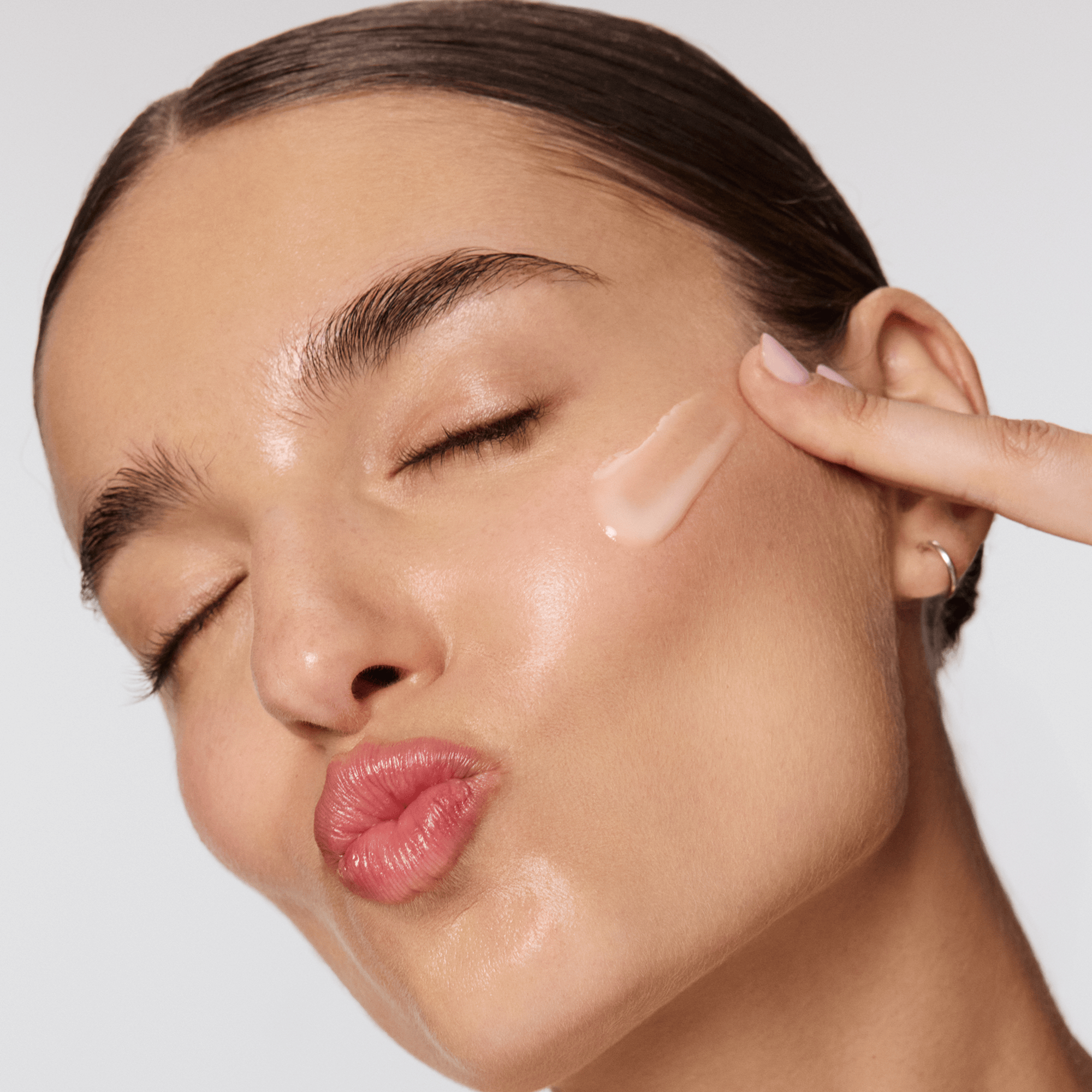 Hydraglow |  MINI Stem Cell Moisturizer for Collagen & Acne-Safe Hydration