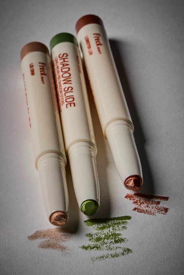 SHADOW SLIDE | Long Wear H2O Eyeshadow Sticks
