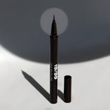 Long-Wear Precision Liquid Eyeliner | Smudge-Proof Ultra-Fine Felt Tip