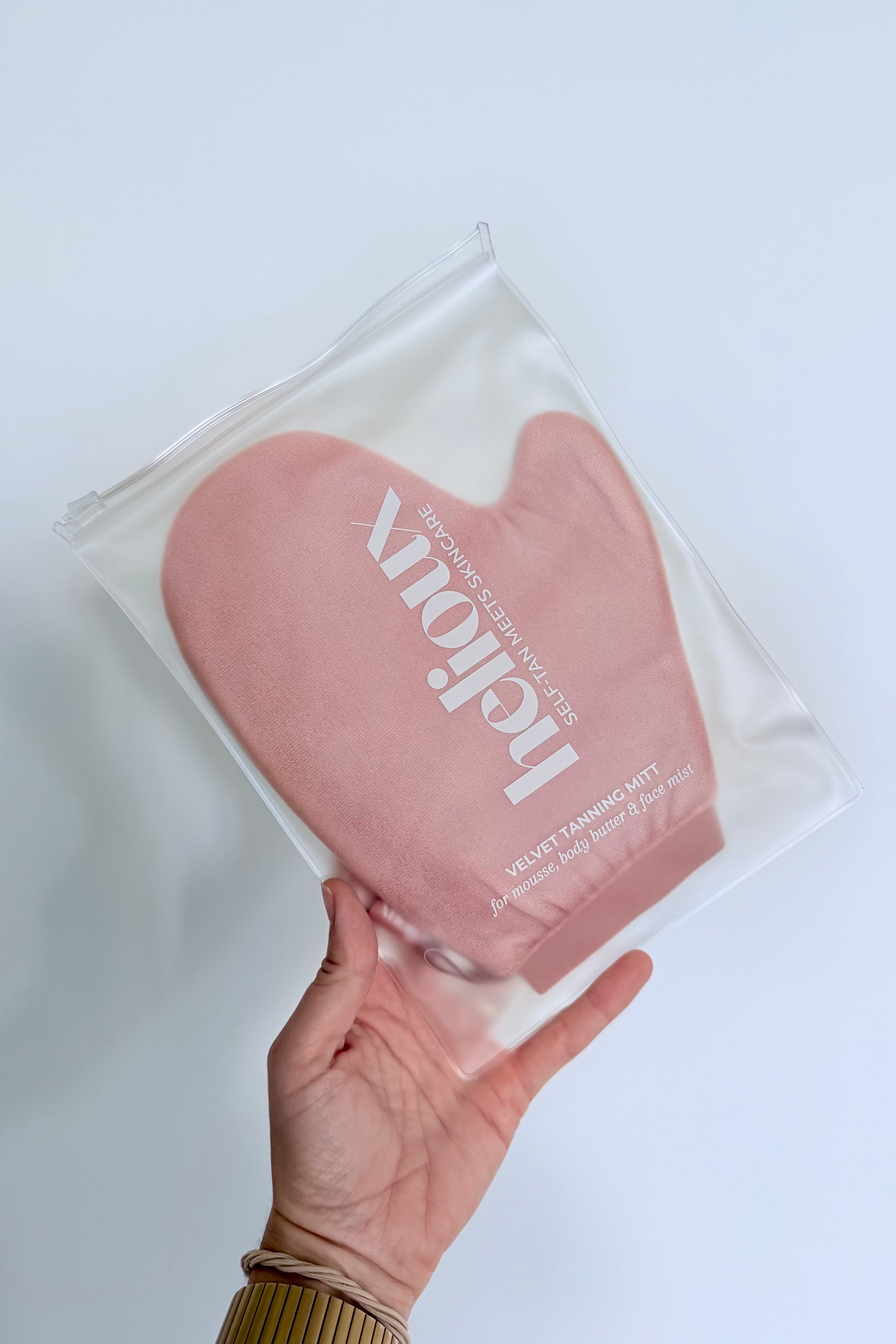 Velvet Self Tanning Mitt