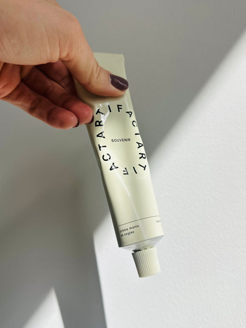 "Souvenir" Firm & Restore Hand Cream – Hydrating Hand & Nail Cream with Cupuaçu Butter