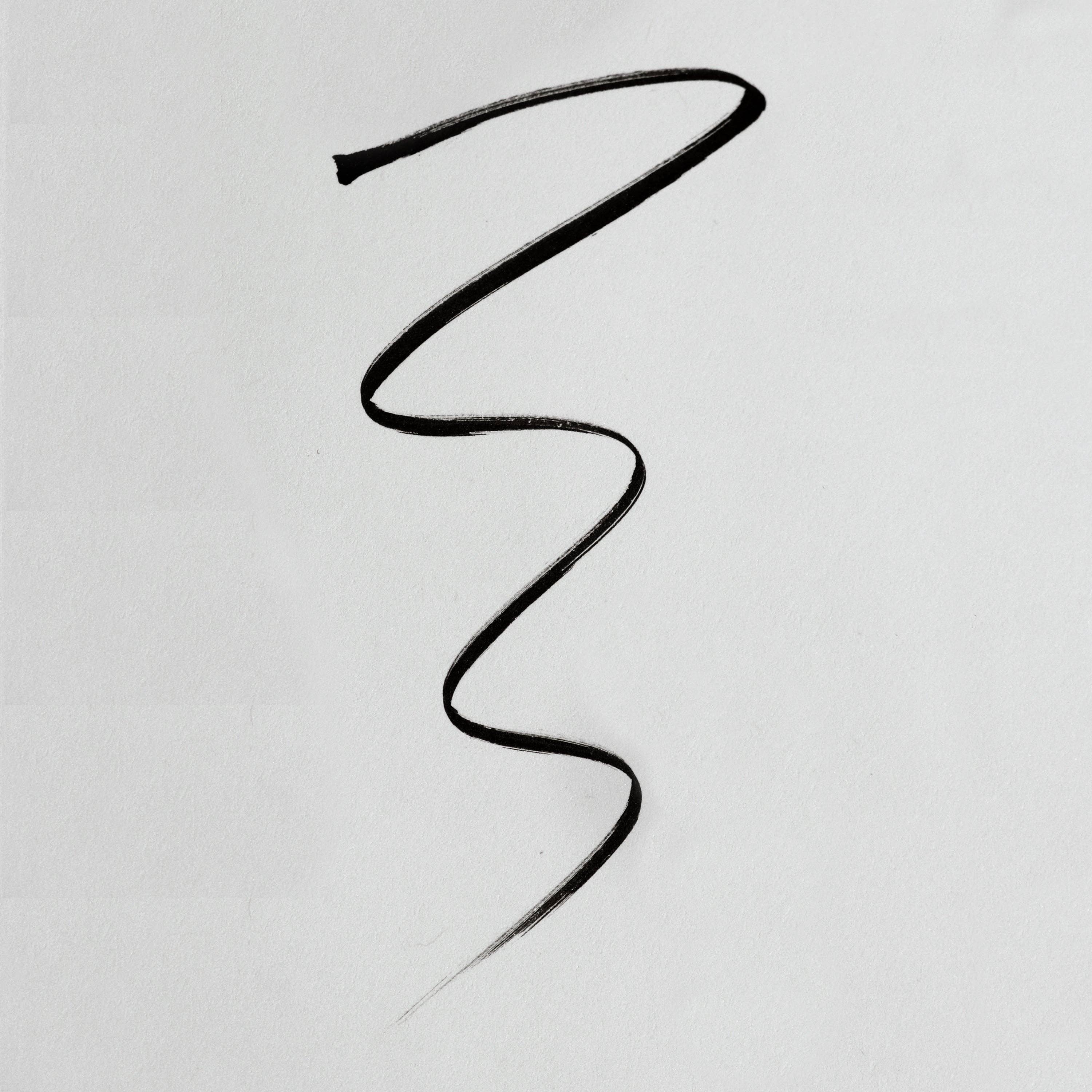 Long-Wear Precision Liquid Eyeliner | Smudge-Proof Ultra-Fine Felt Tip