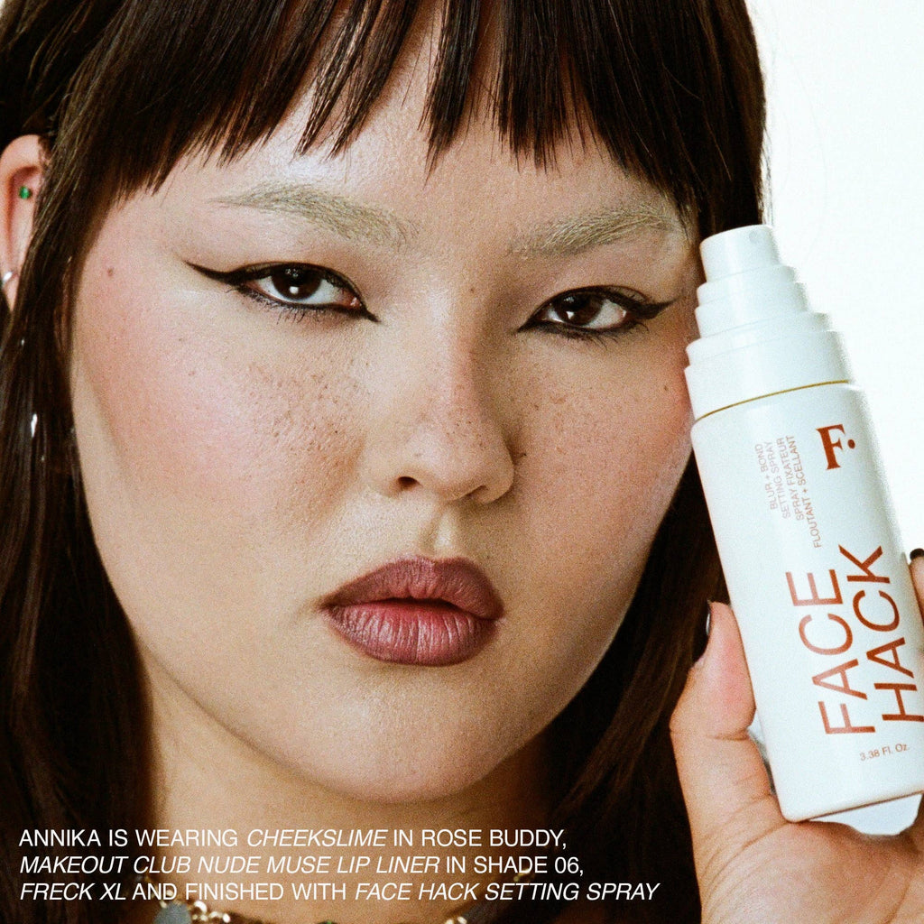 FACE HACK Blurring + Bonding Setting Spray